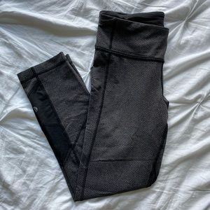 Lululemon Cropped Leggings (high waisted)